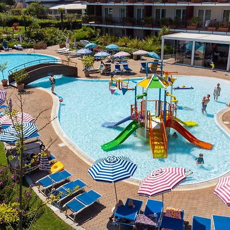 Hotel Bella Italia بسكييرا ديل غاردا المظهر الخارجي الصورة
