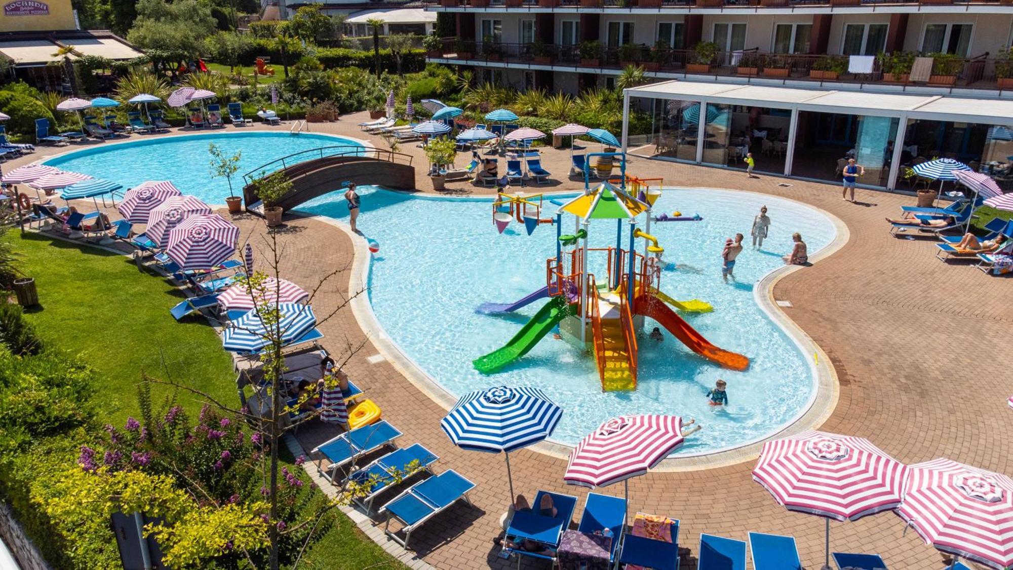 Hotel Bella Italia بسكييرا ديل غاردا المظهر الخارجي الصورة