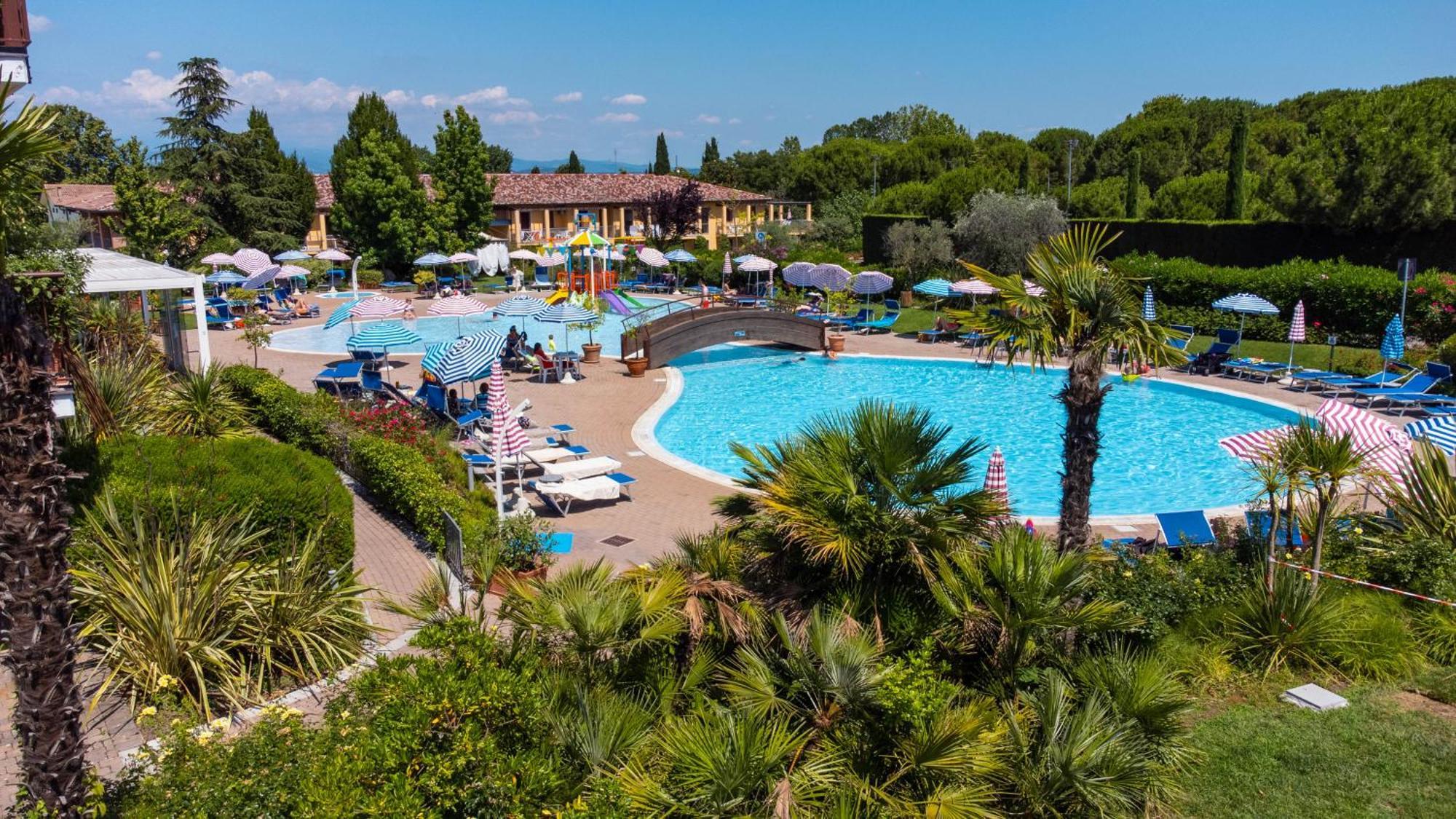 Hotel Bella Italia بسكييرا ديل غاردا المظهر الخارجي الصورة